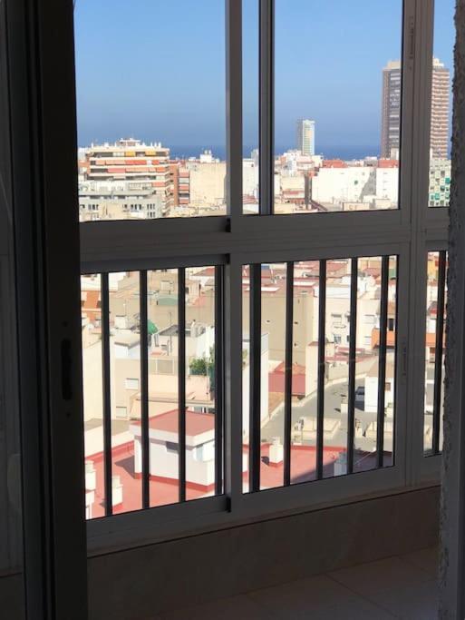 Apartamento Aitana.Esta A 2 Km De La Playa Andando Apartment Alicante Exterior photo